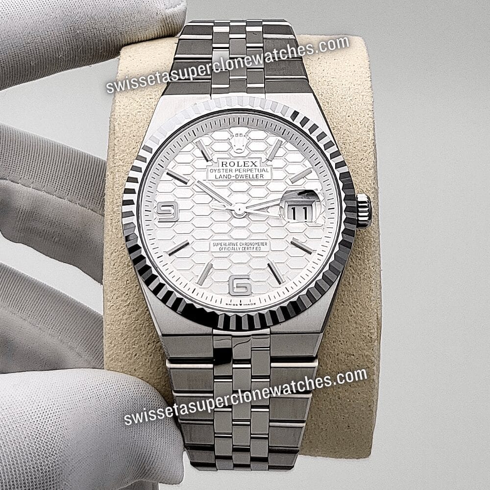 Rolex Land-Dweller 40mm Oystersteel and White Gold Intense White Honeycomb Motif Dial 7135 Automatic Movement Replica Top Quality Exact 11 Super Clone (1)